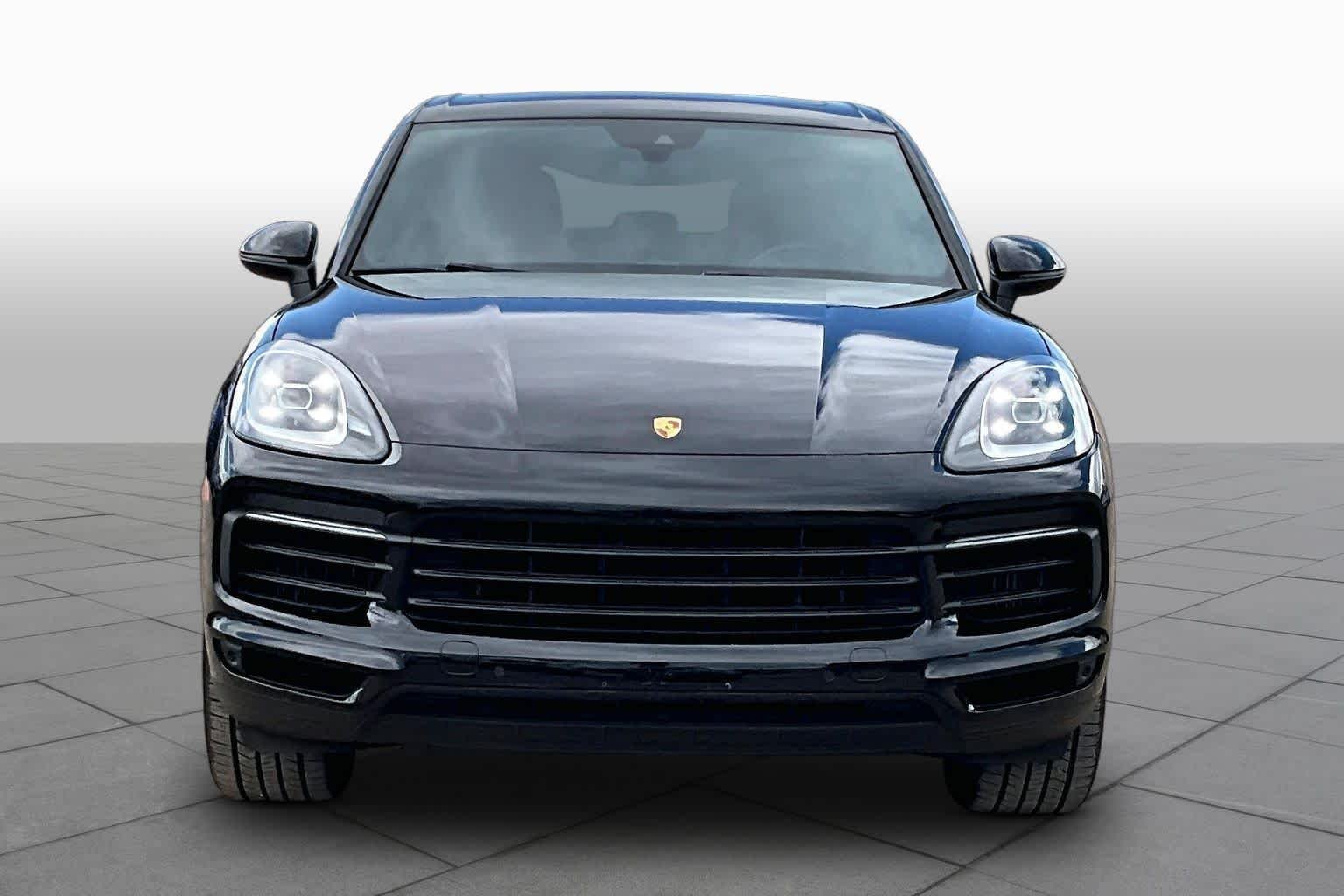 Used 2019 Black Porsche  image 3