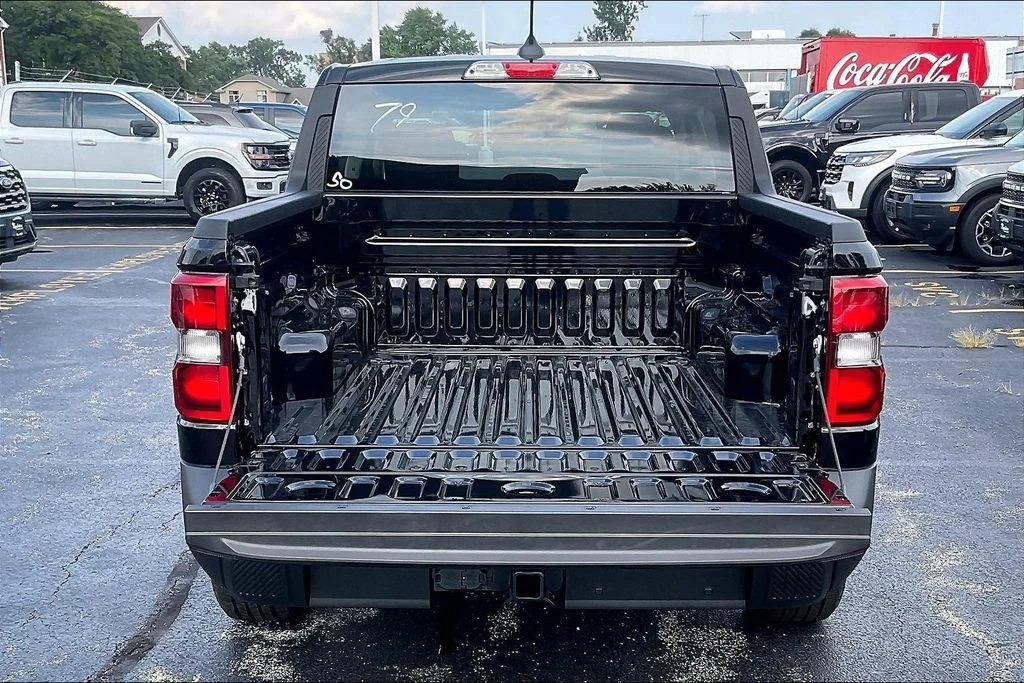New 2026 Shadow Black Ford XLT image 27