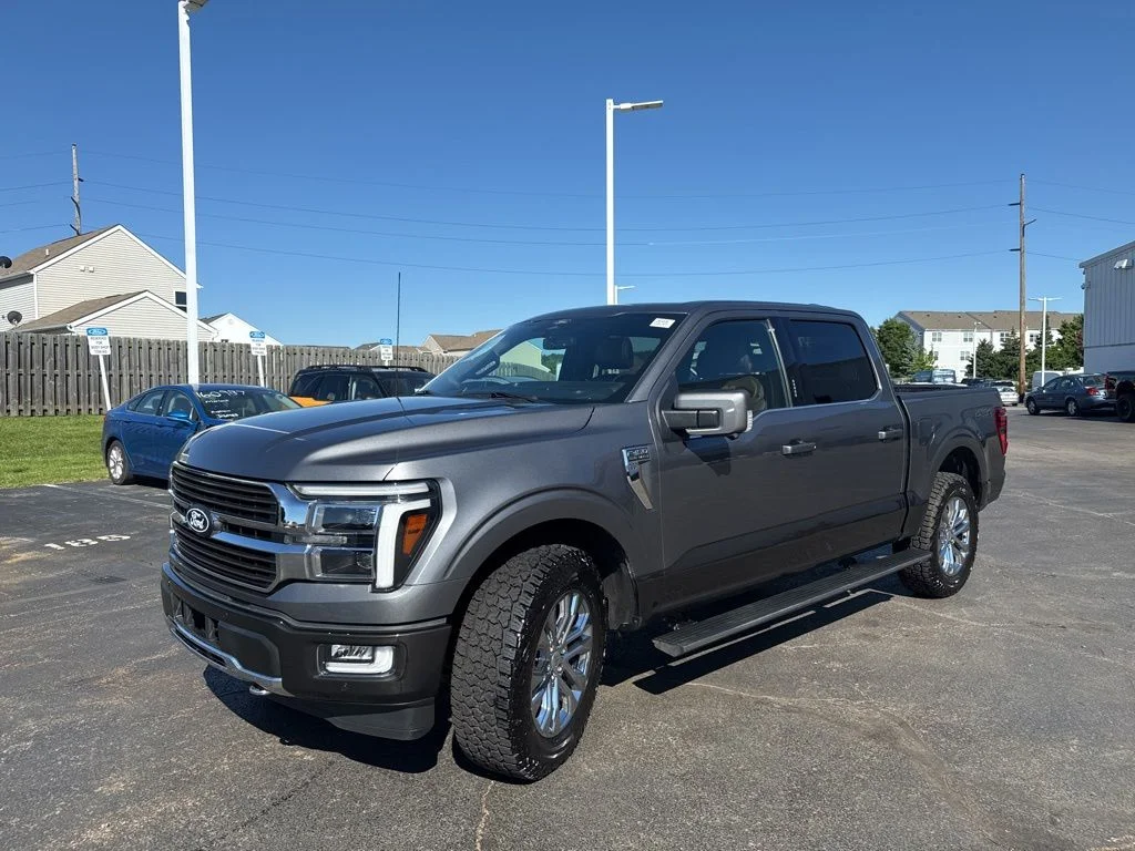 Used 2024 Gray Ford King Ranch image 48