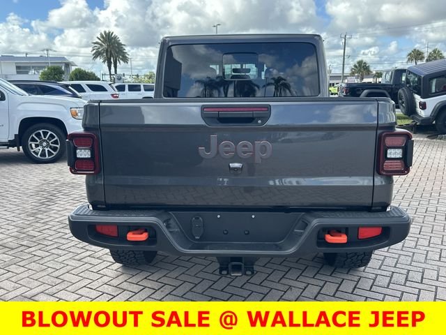 Used 2023 Gray Jeep Mojave image 8