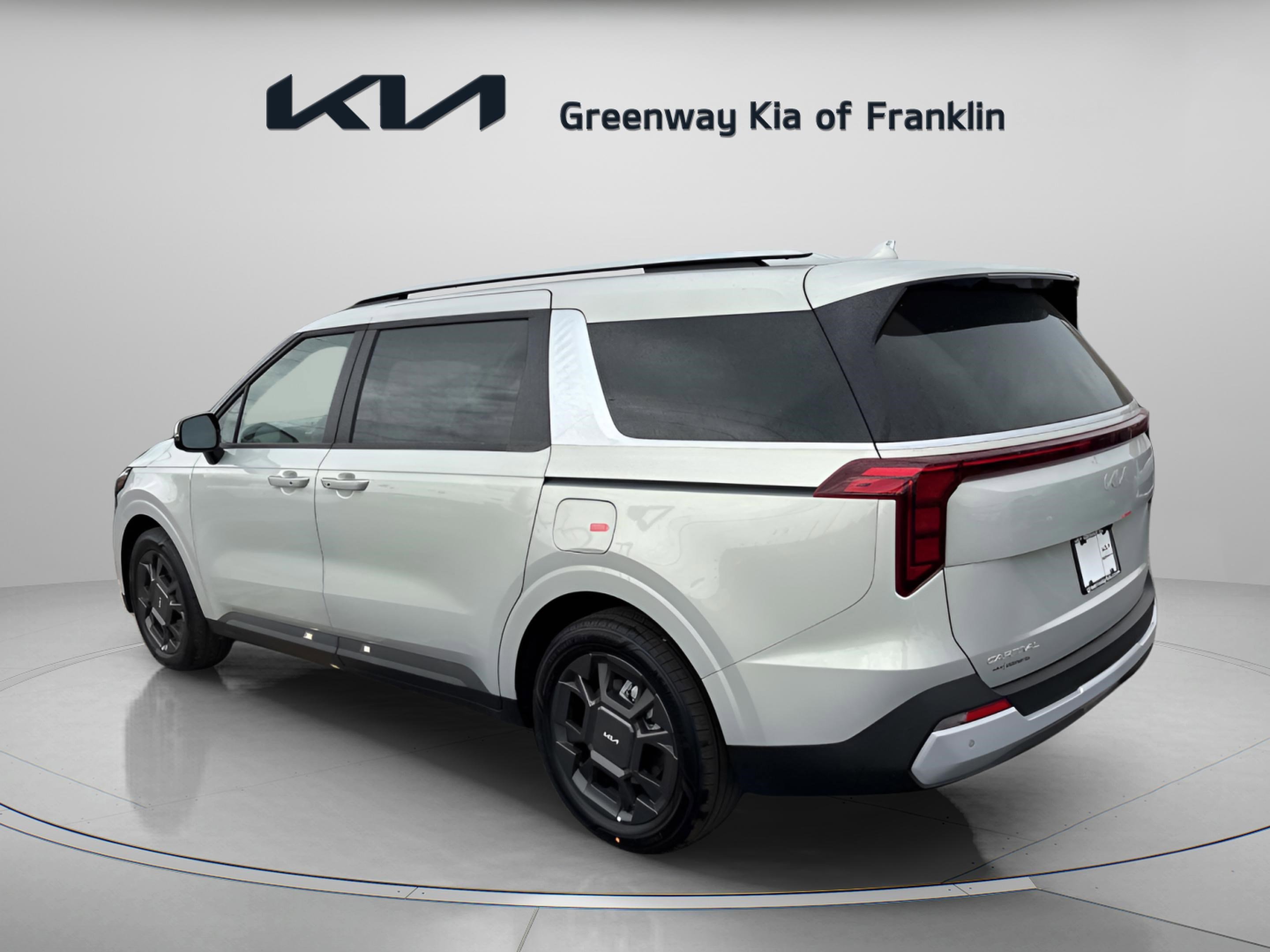 New 2026 Ivory Silver Kia EX image 5