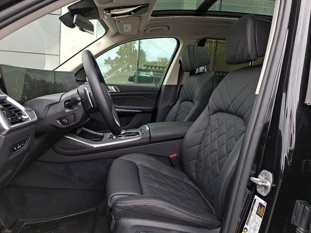 2024 BMW X7 40i - Photo 14