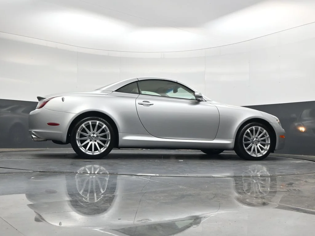 Used 2007 Mercury Metallic Lexus 430 image 37