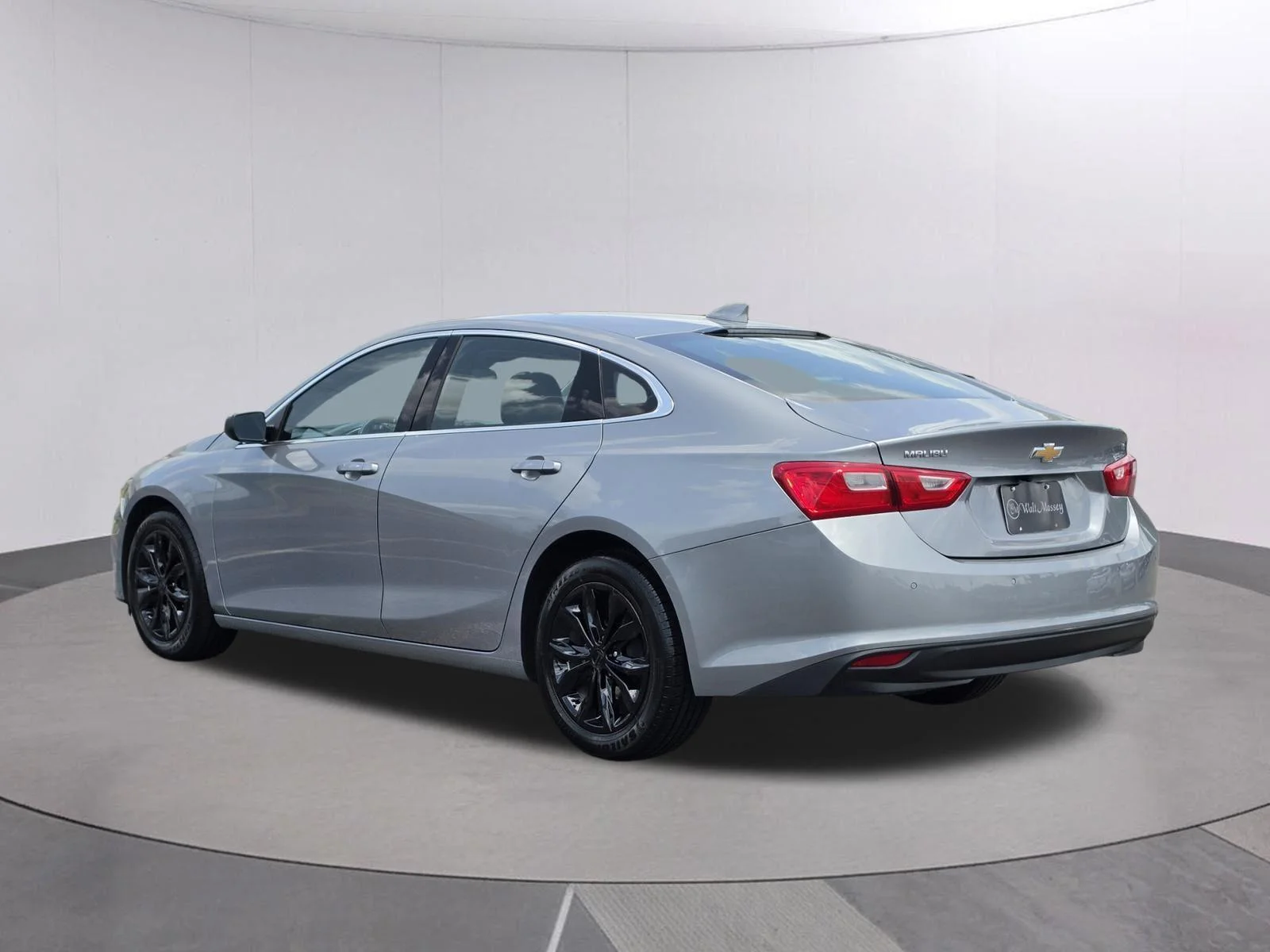 Used 2024 Sterling Gray Metallic Chevrolet LT image 8