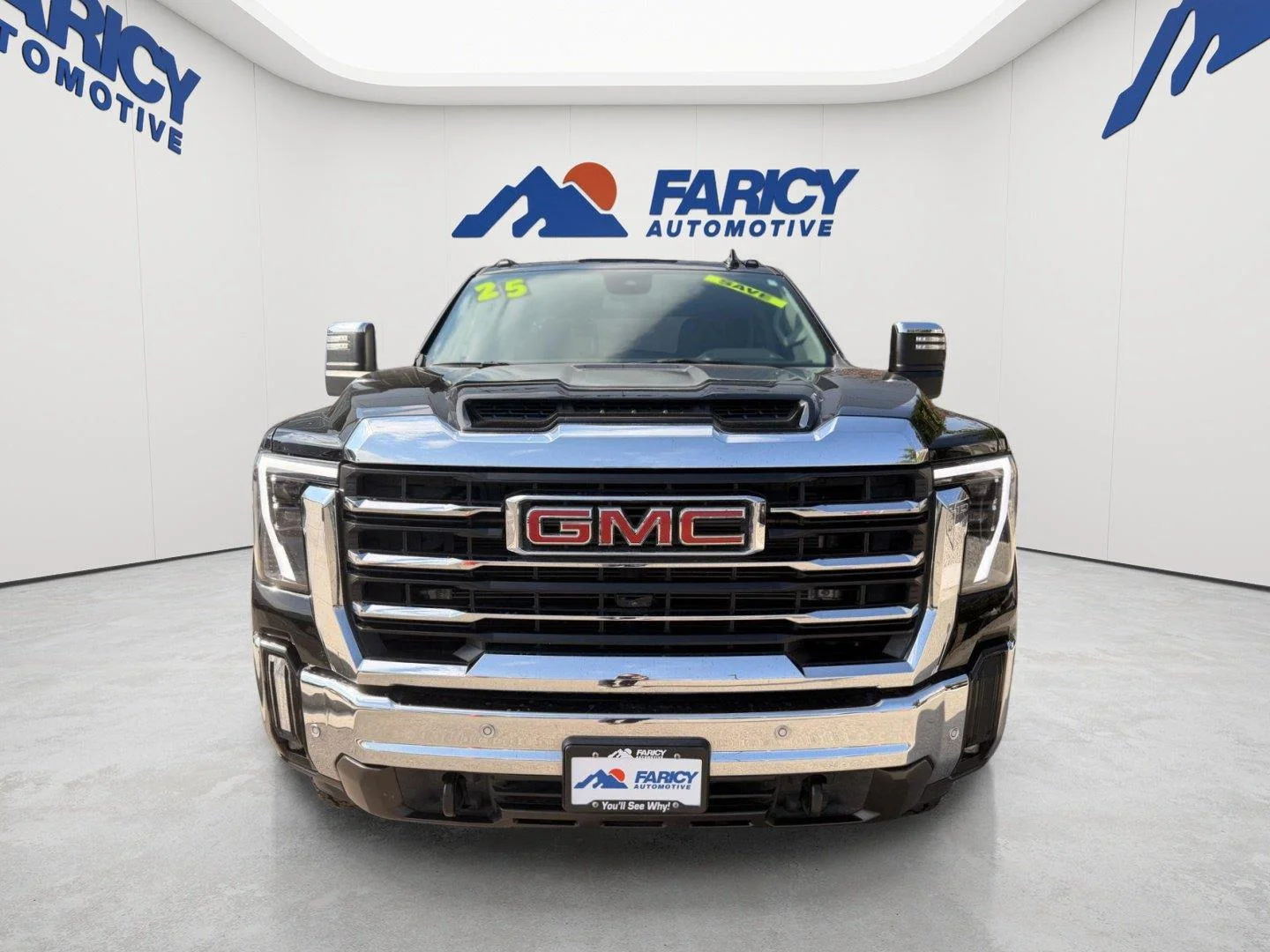 Used 2025 Onyx Black GMC SLT image 13