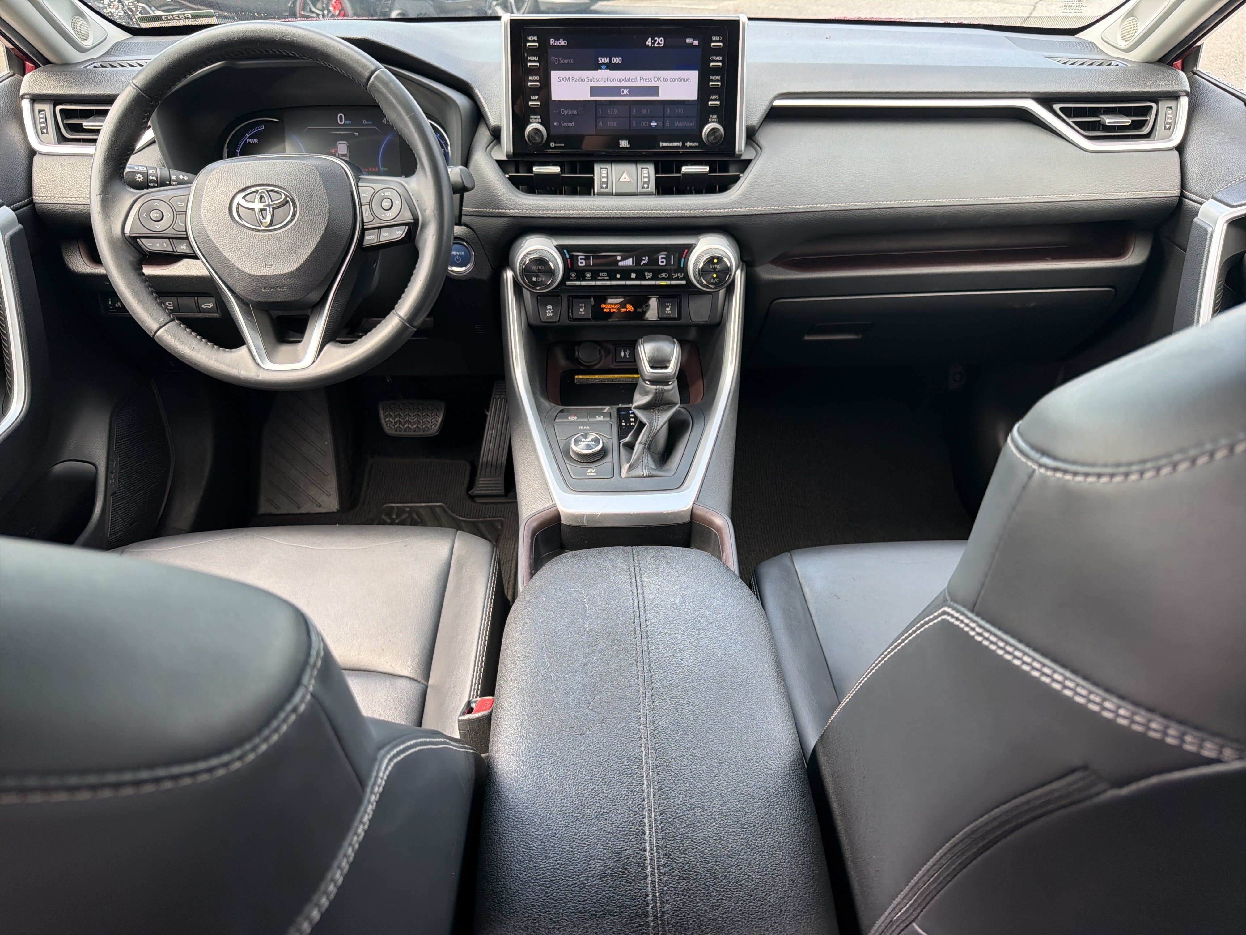 Used 2019 Pearl Toyota Limited image 4