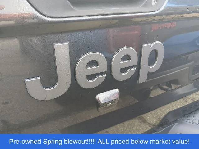 Used 2021 Gray Jeep Sport image 11