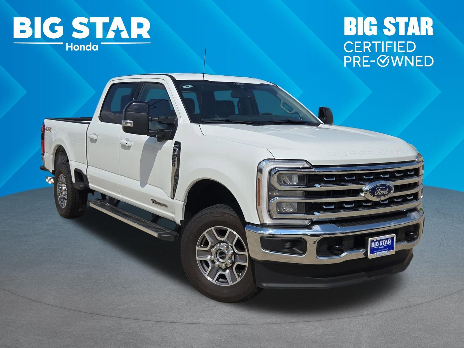 Used 2025 Oxford White Ford LARIAT image 1