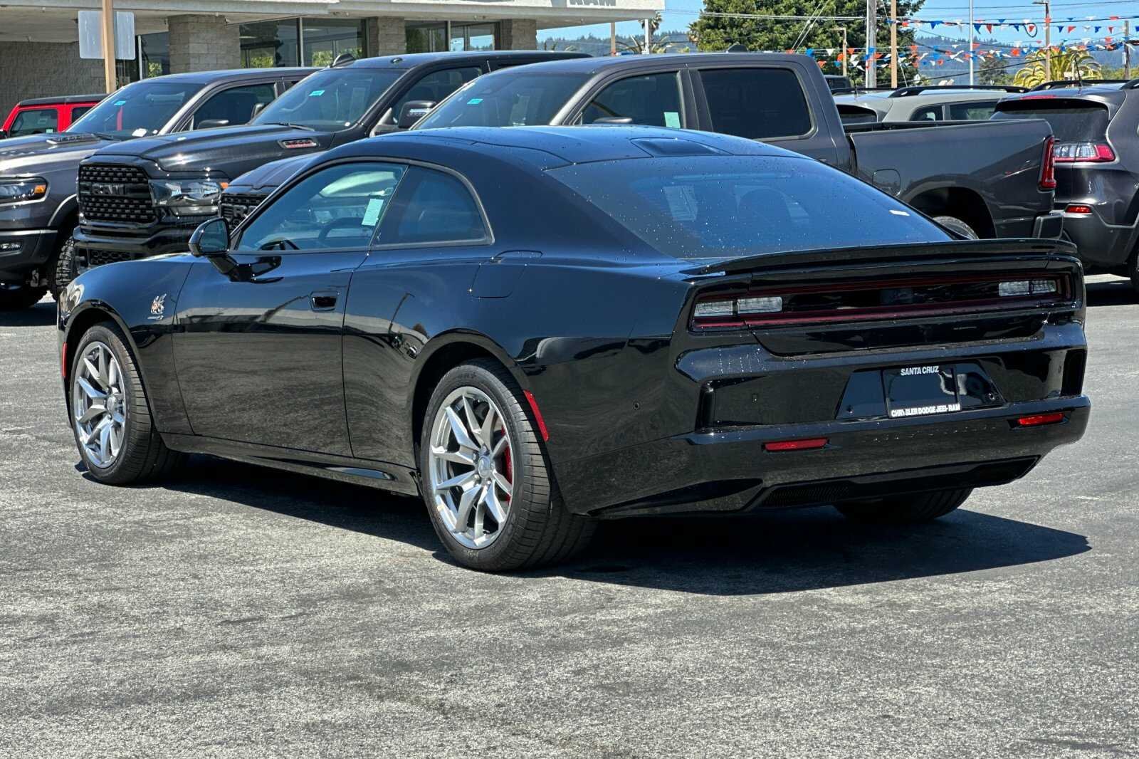 New 2025 Diamond Black Crystal Pearlcoat Dodge  image 6