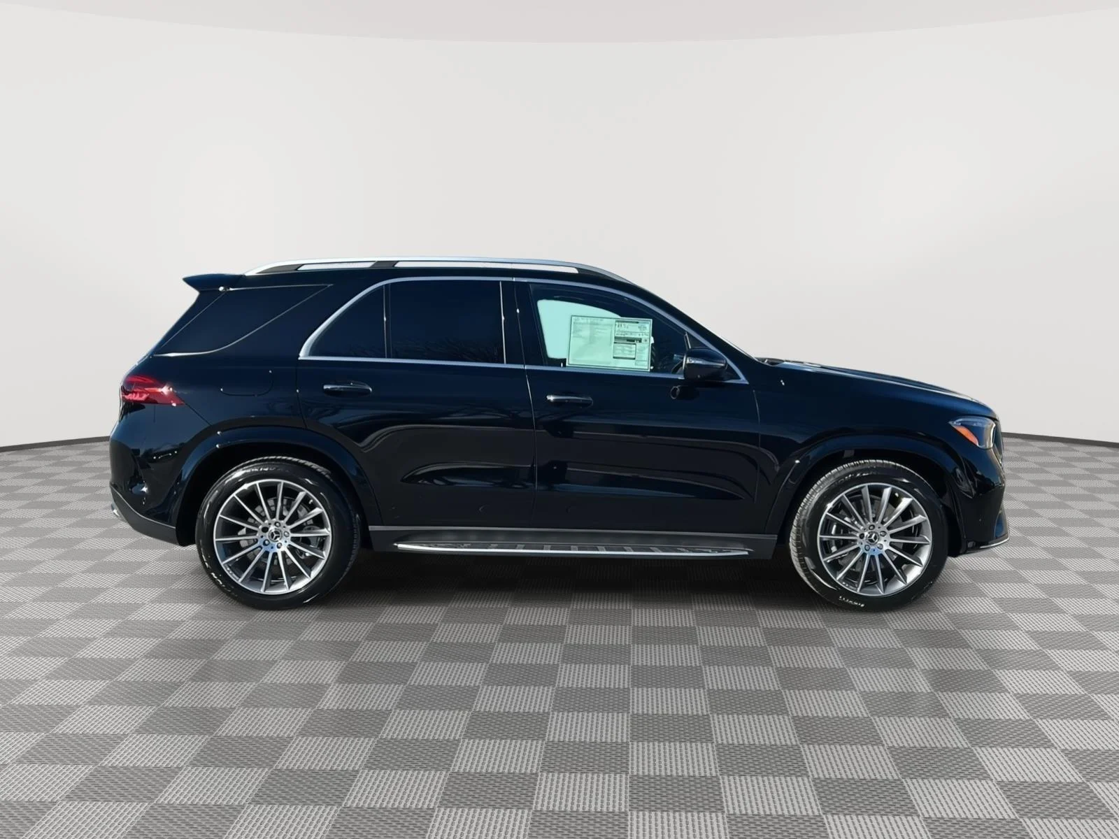 New 2026 BLACK Mercedes-Benz GLE 450 image 2