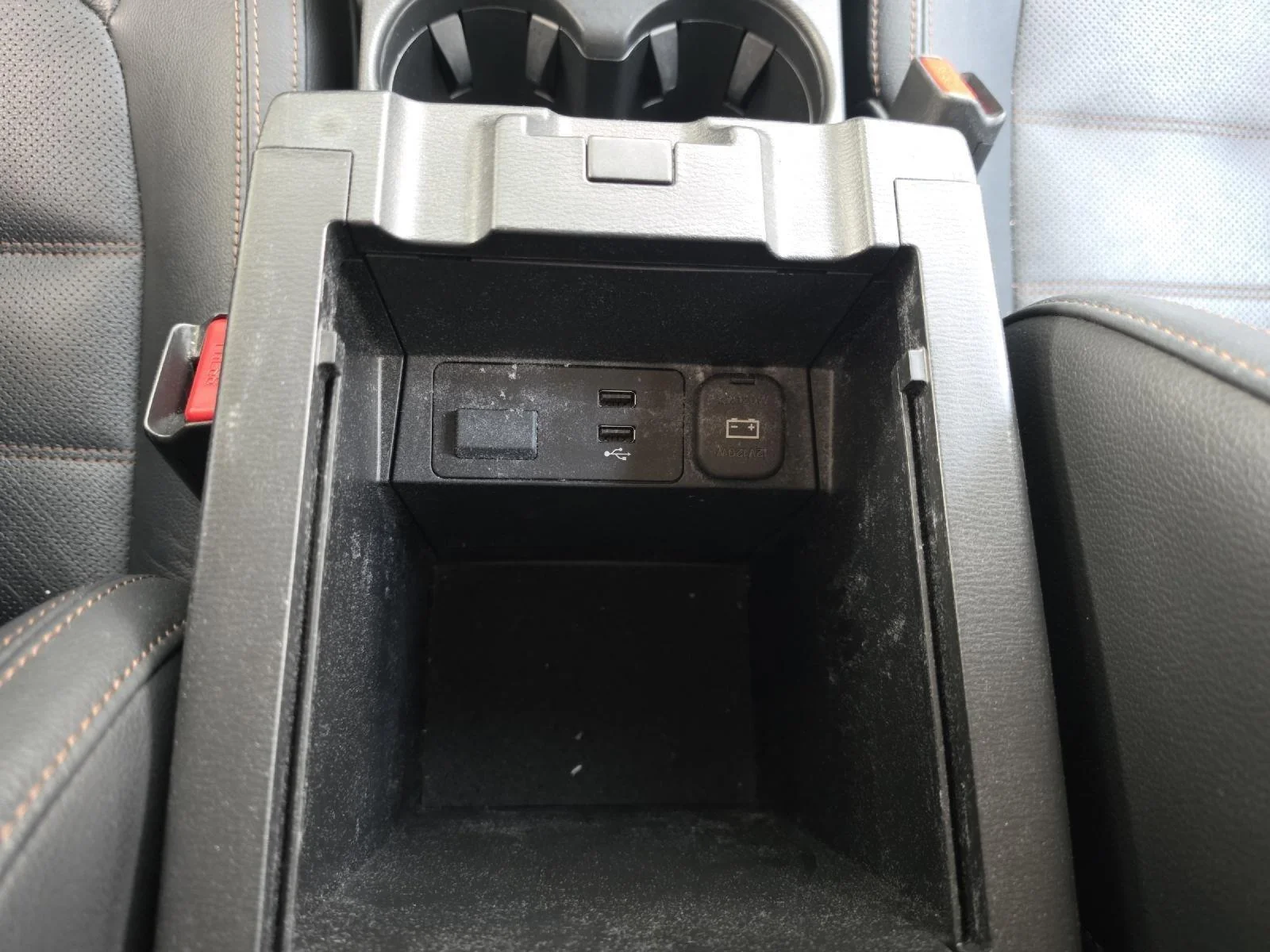 Used 2023 Machine Gray Metallic Mazda 2.5 S Preferred Package image 40
