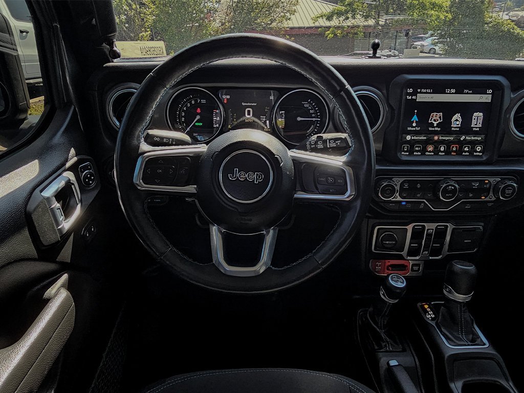 Used 2022 Gray Jeep Unlimited Rubicon 4xe image 24