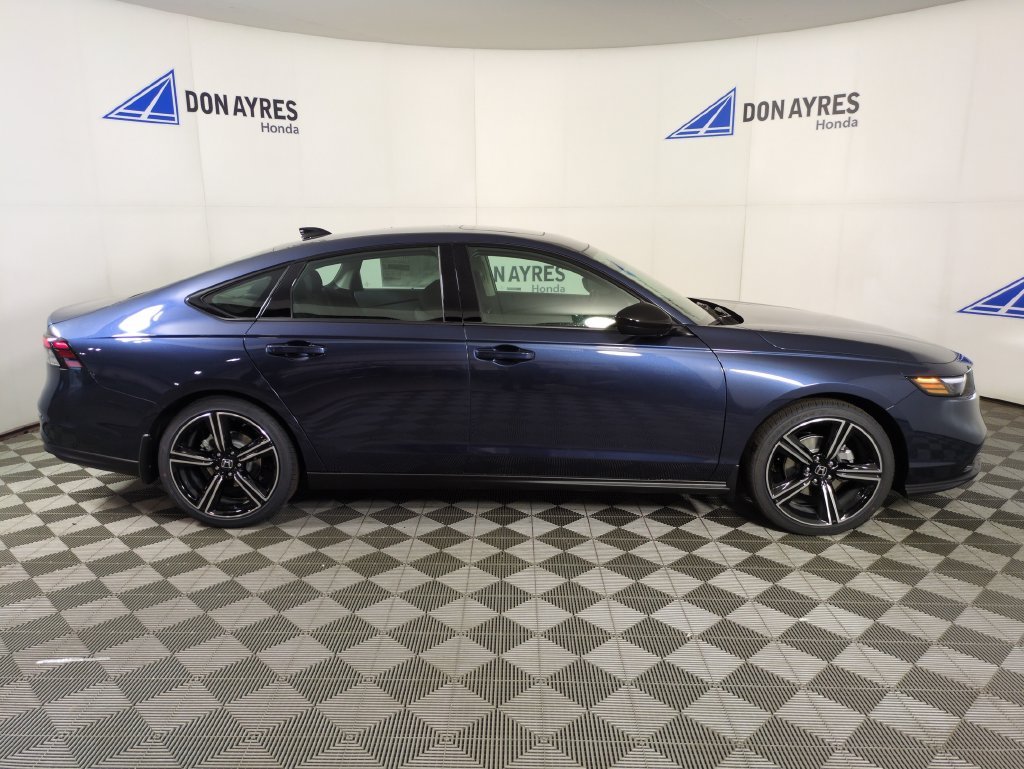 New 2026 Canyon River Blue Metallic Honda SE image 7