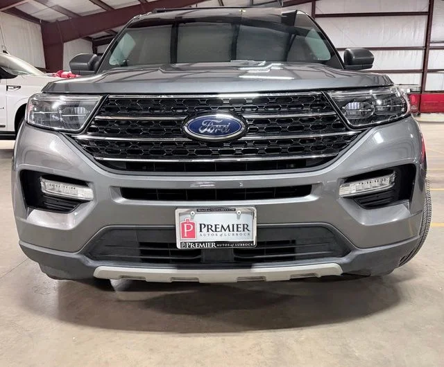 Used 2021 Gray Ford XLT image 10