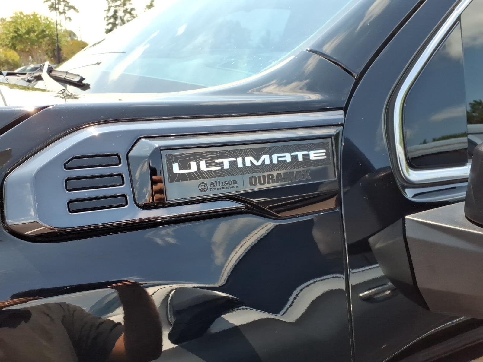 Used 2024 Onyx Black GMC Denali Ultimate image 7