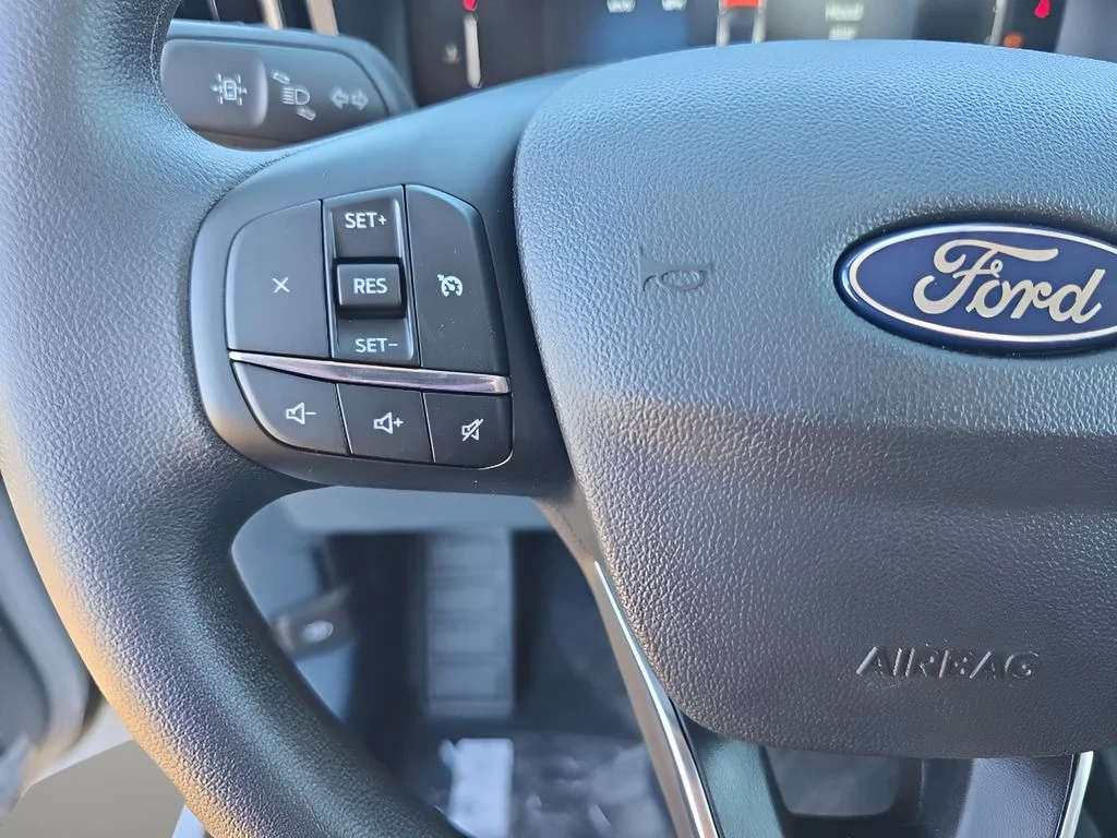 New 2026 Space White Metallic Ford XLT image 14