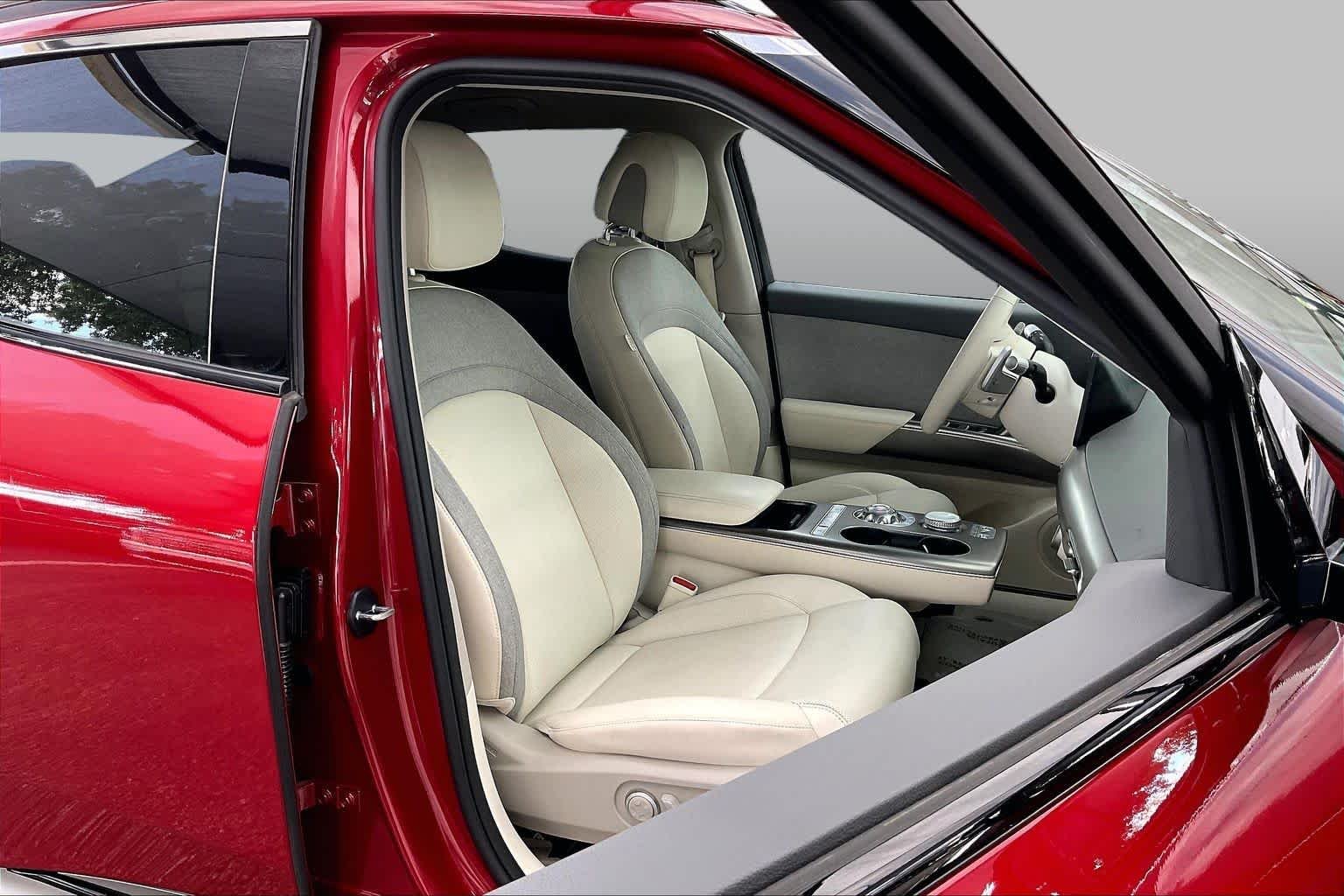 Used 2025 Mauna Red Genesis Standard image 8