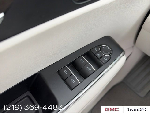 2024 GMC Acadia Denali - Photo 34