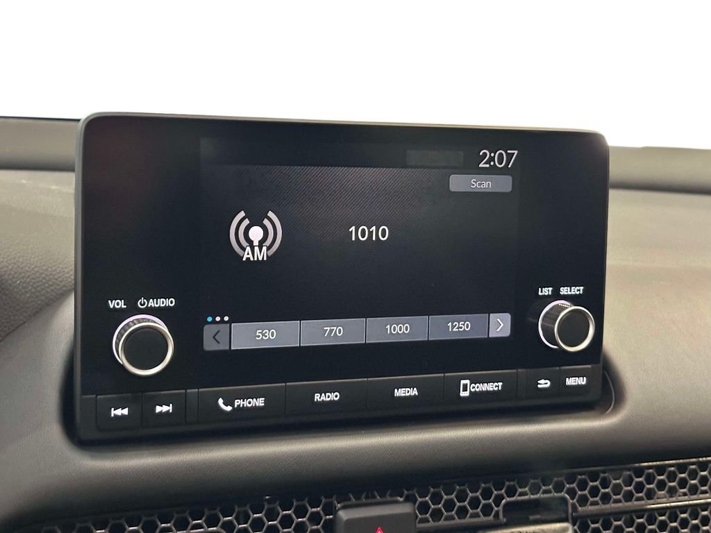 Used 2024  Honda Sport image 4