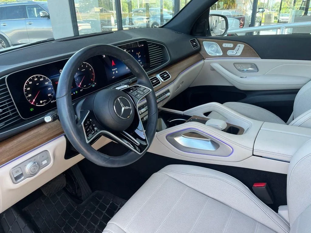 Used 2025 White Mercedes-Benz GLE 450 image 5