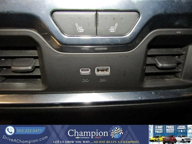 Used 2024 White Frost Tricoat GMC Denali image 33