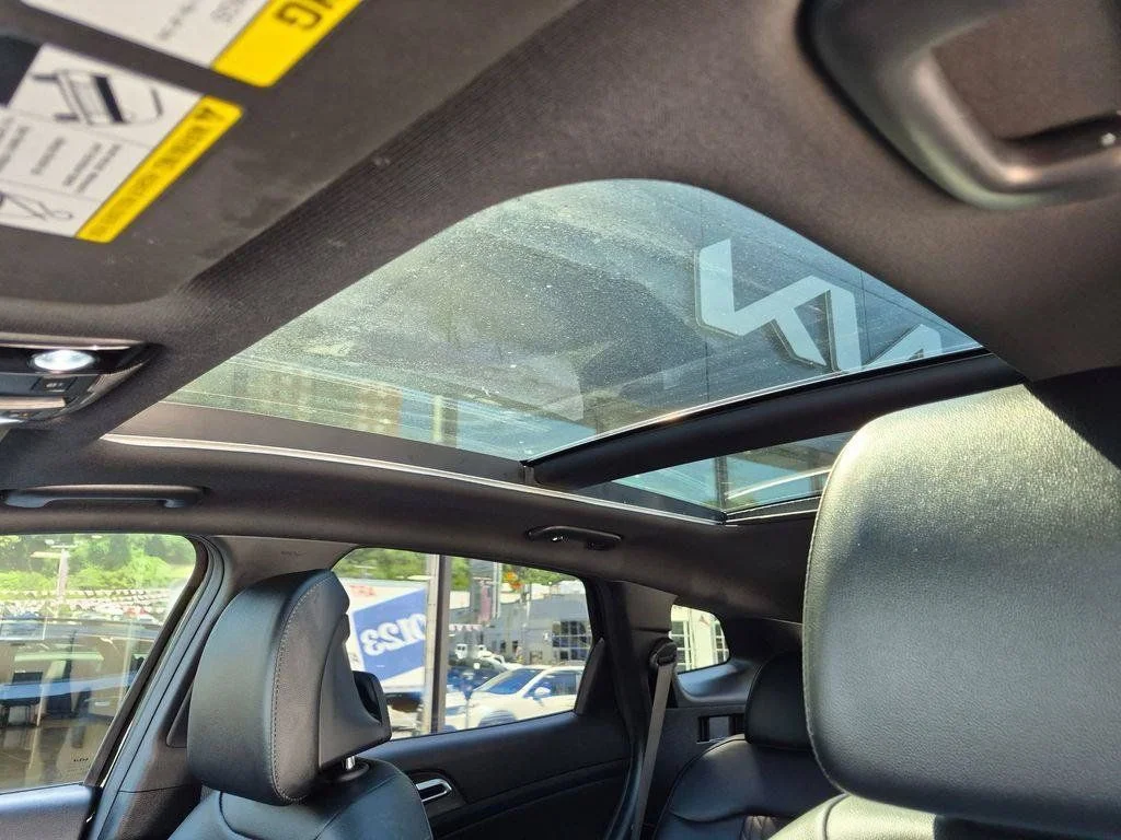 Used 2023 Black Kia X-Line image 22
