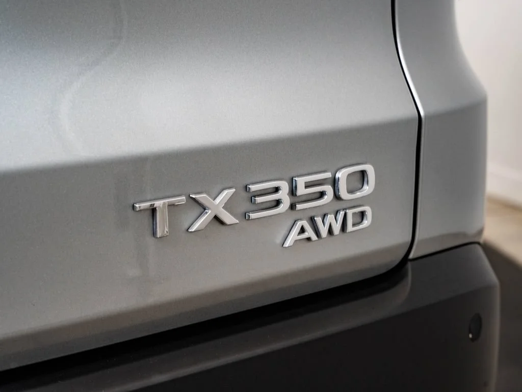 Used 2025 Celestial Silver Metallic Lexus 350 Luxury image 17