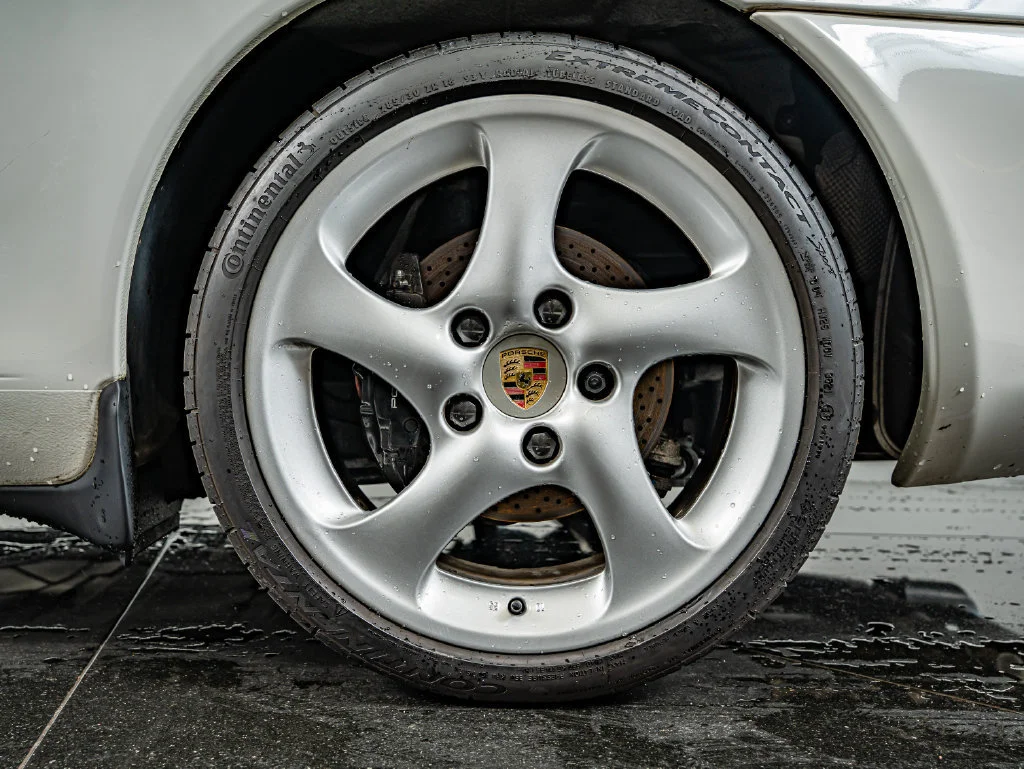 Used 2003 Carrara White Porsche Carrera image 15