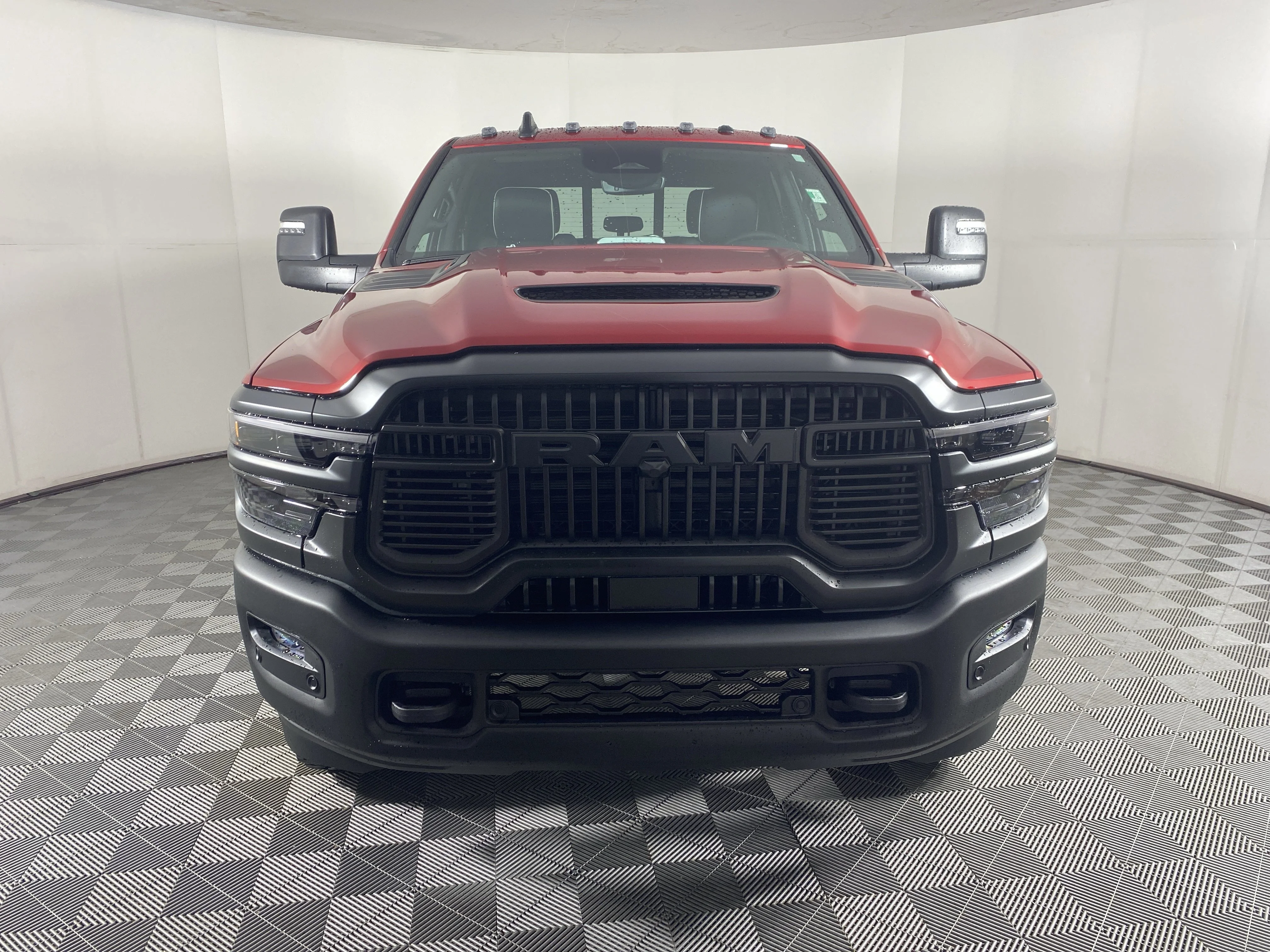 New 2026 Molten Red Pearl-Coat Exterior Paint RAM Rebel image 12