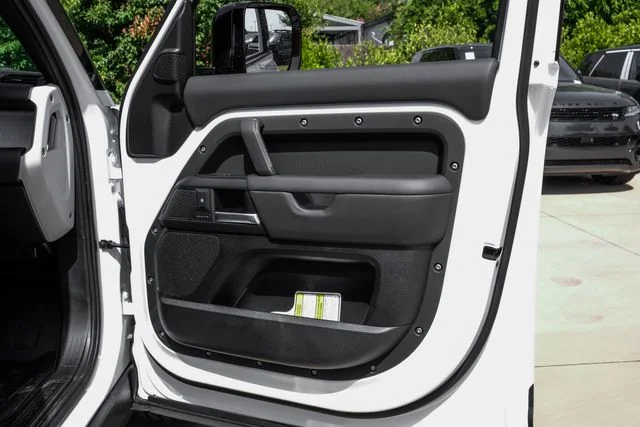 New 2026 White Land Rover S image 55