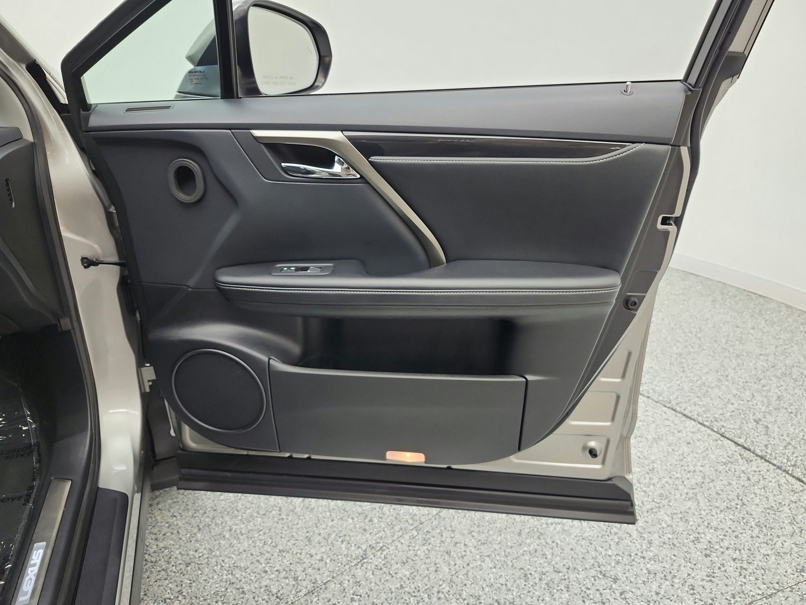 Used 2020 Atomic Silver Lexus RX 350 FWD image 19