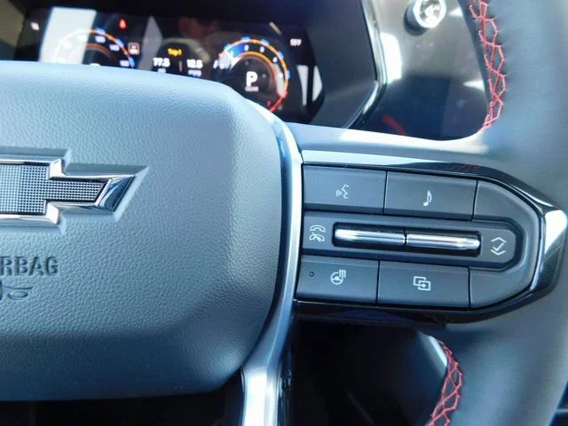 2025 Chevrolet Colorado Z71 - Photo 30