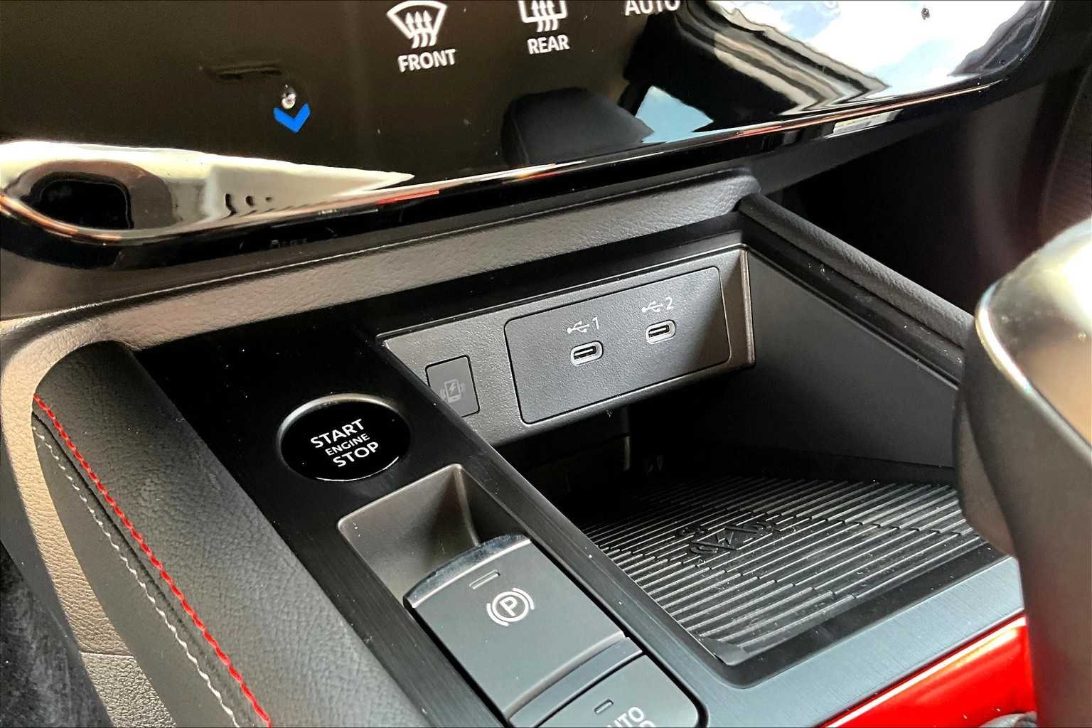 2025 Nissan Kicks SR - Photo 14