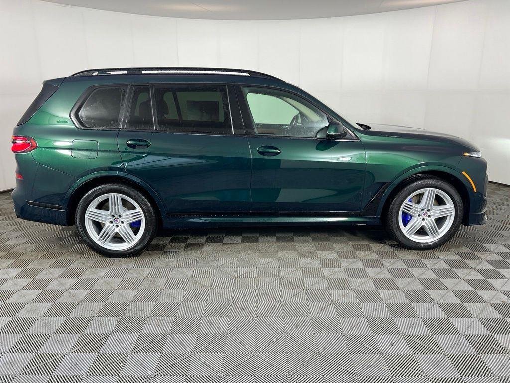 New 2026 Green Metallic BMW ALPINA XB7 image 2