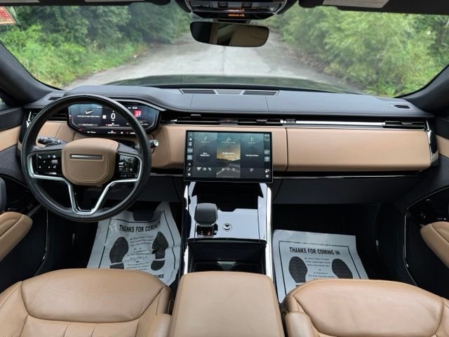 Used 2025 Santorini Black Metallic Land Rover SE image 21