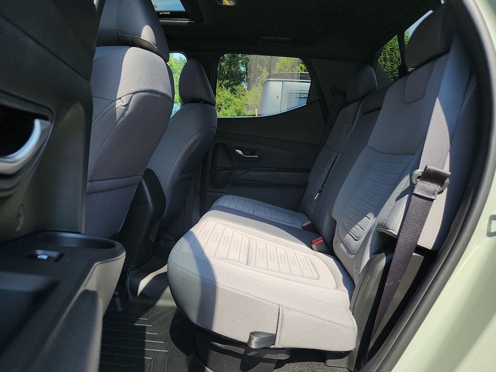 Used 2022 Sage Hyundai SEL Premium image 10