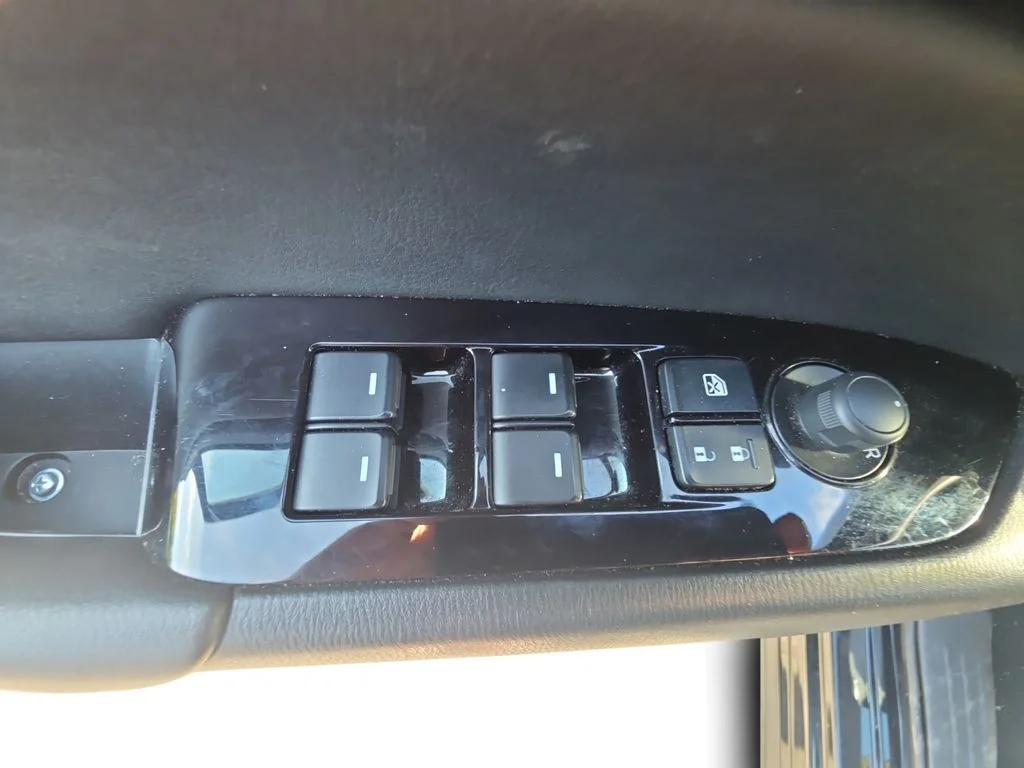 Used 2024 Jet Black Mica Mazda 2.5 S Select Package image 21