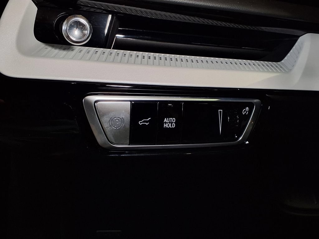 2027 Cadillac OPTIQ Sport - Photo 15
