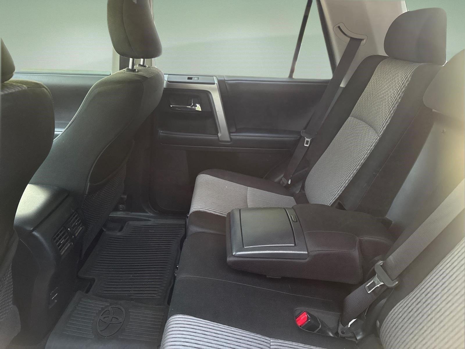 Used 2019 Midnight Black Metallic Toyota SR5 image 7