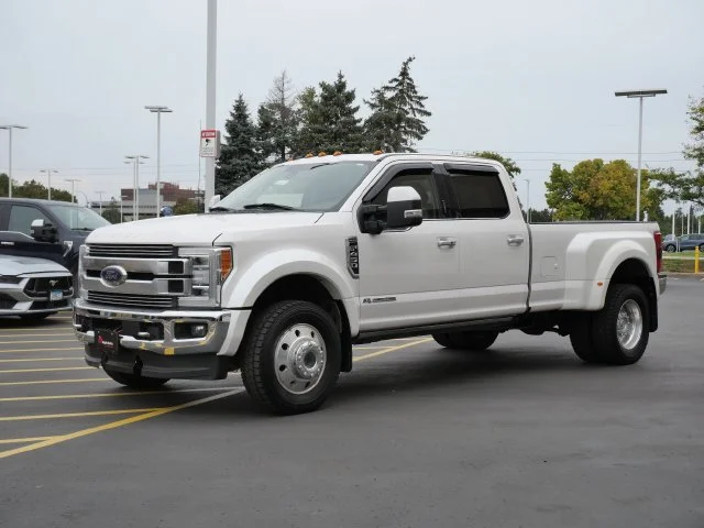 Used 2019 White Ford Limited image 2