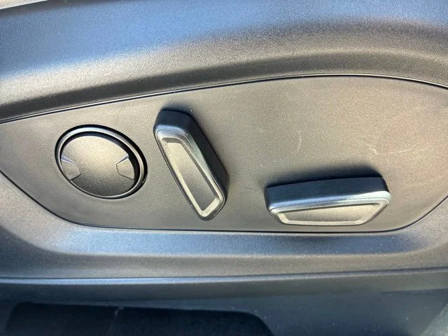 New 2026 Space White Metallic Ford Active image 33