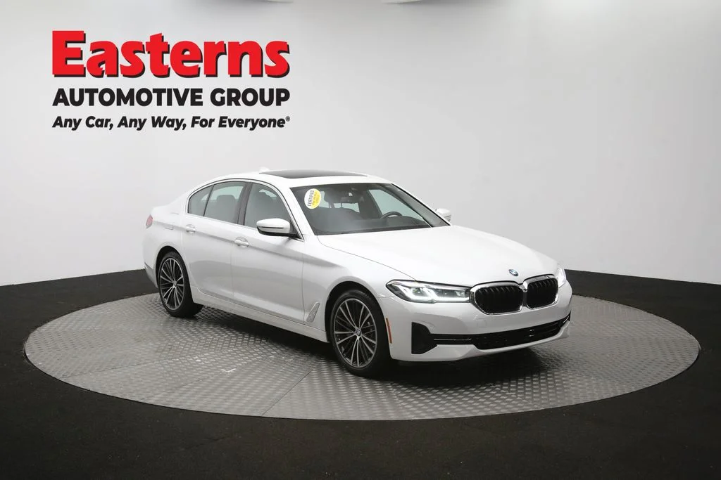 Used 2022 White BMW 530i xDrive image 53