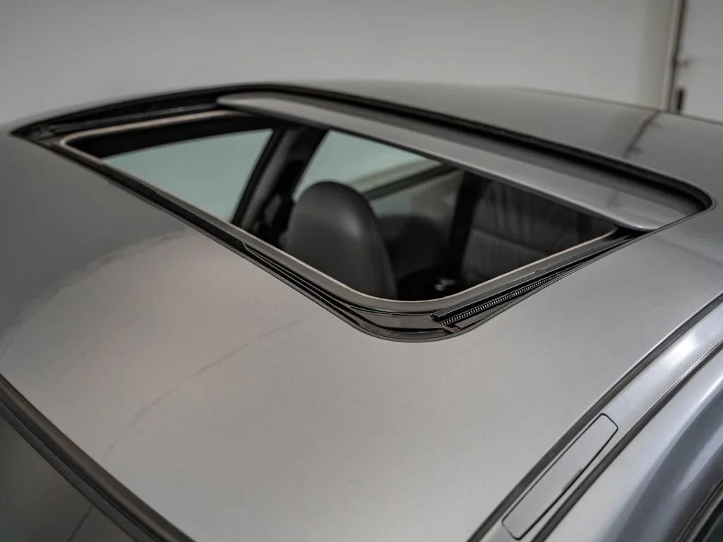 Used 2002 Seal Grey Metallic Porsche Carrera image 14