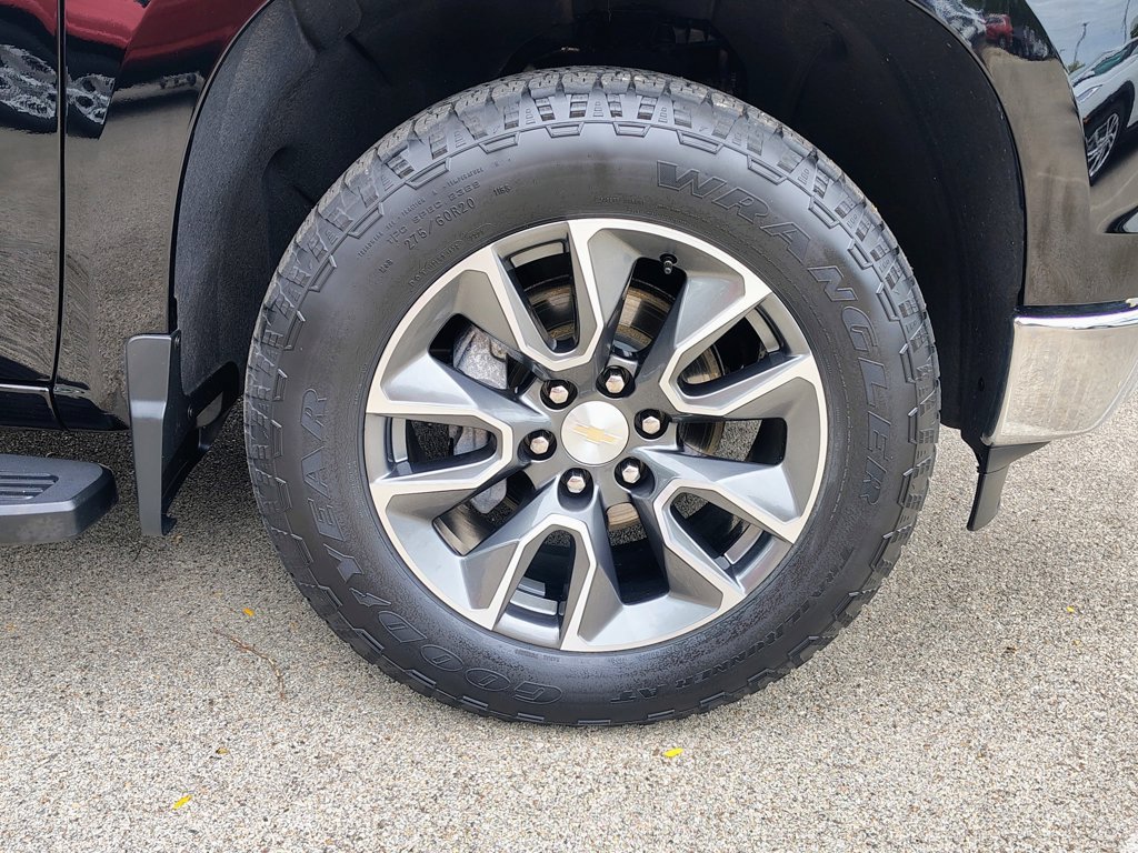 2023 Chevrolet Silverado 1500 LT - Photo 13