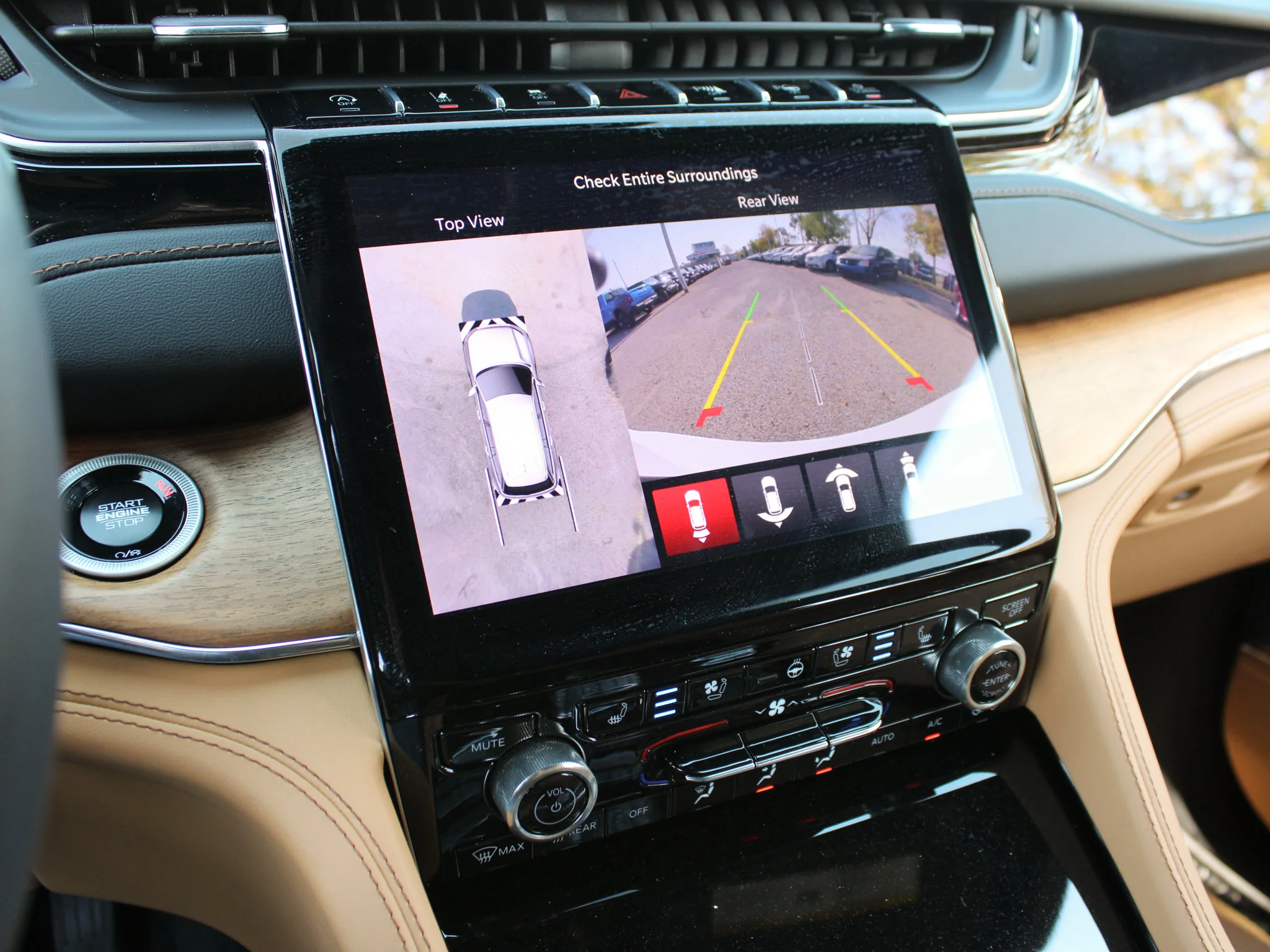 Used 2025 White Jeep Summit Reserve * No Accidents | Luxury SUV | Remote Start | Apple CarPlay image 32