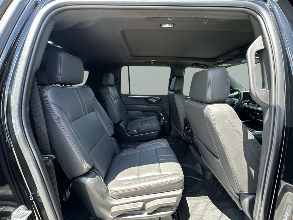 Used 2025 Black Chevrolet RST image 34
