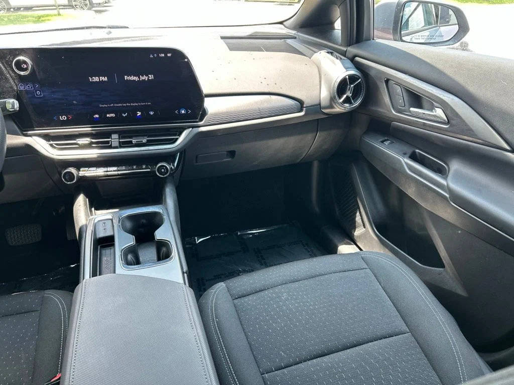 Used 2025 Galaxy Gray Metallic Chevrolet LT image 11