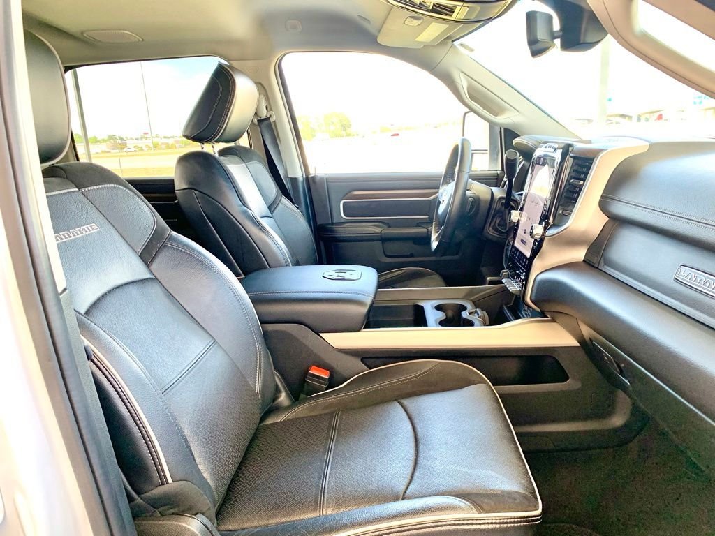 Used 2024 White Ram Laramie image 30