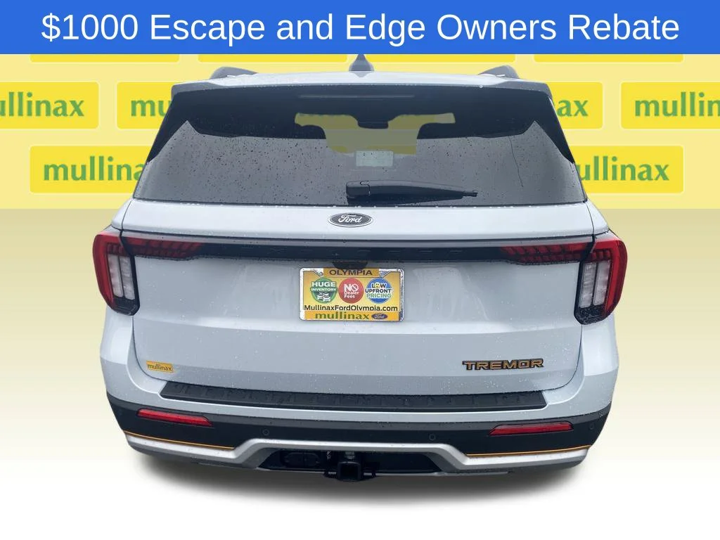 New 2026 White Ford Tremor image 5