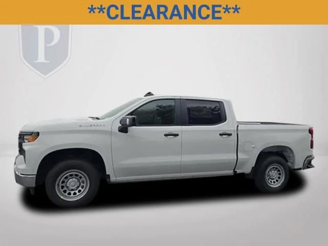 New 2026 Summit White Chevrolet WT image 11